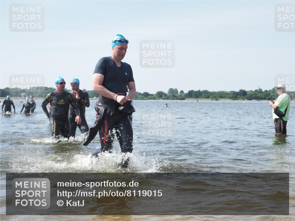 22.06.2025 - Viking Triathlon KatJ http://msf.ph/oto/8119015 22.06.2025 10:46:26 Schwimmen 60, 121, 213, 225, 333, 406 meine-sportfotos.de