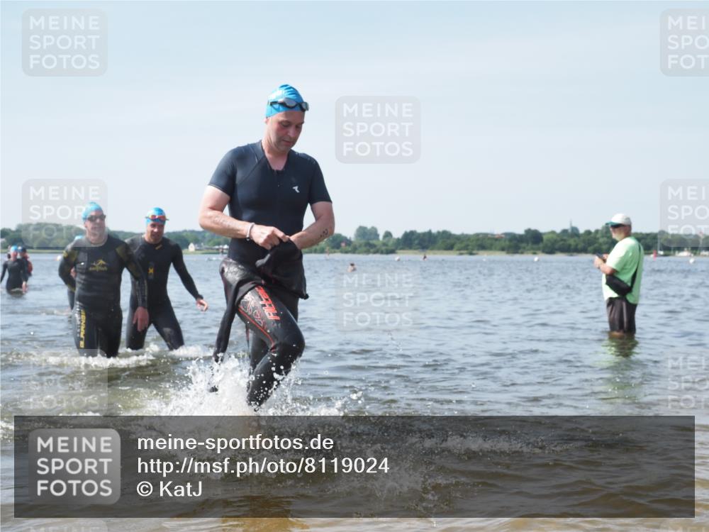 22.06.2025 - Viking Triathlon KatJ http://msf.ph/oto/8119024 22.06.2025 10:46:26 Schwimmen 60, 121, 213, 225, 333, 406 meine-sportfotos.de