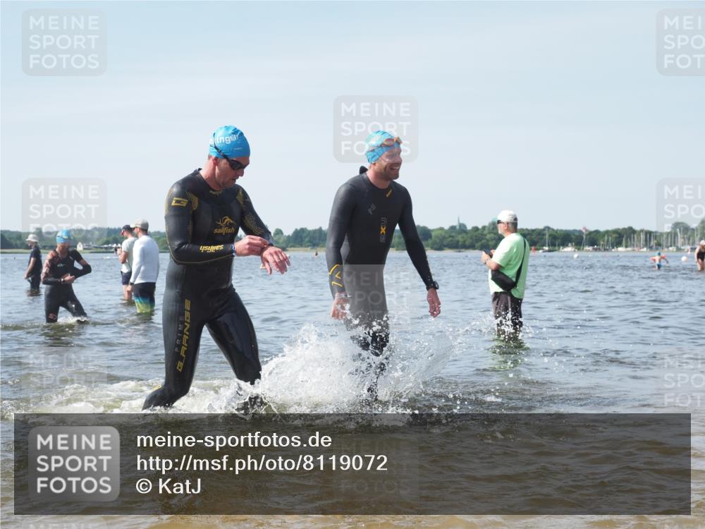 22.06.2025 - Viking Triathlon KatJ http://msf.ph/oto/8119072 22.06.2025 10:46:29 Schwimmen 60, 143, 213, 225, 333, 406, 479 meine-sportfotos.de