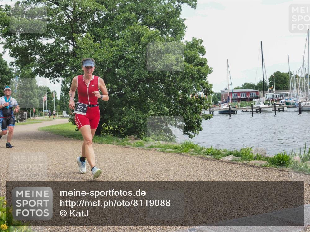 22.06.2025 - Viking Triathlon KatJ http://msf.ph/oto/8119088 22.06.2025 15:12:26 Laufen 353, 627 meine-sportfotos.de