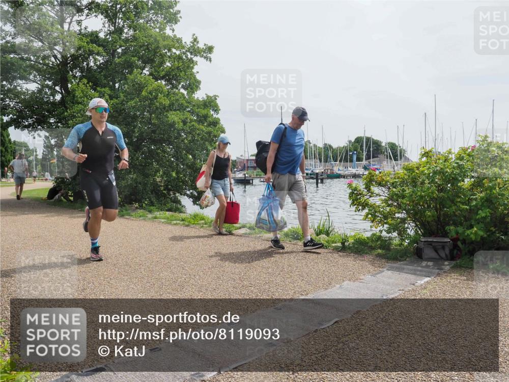 22.06.2025 - Viking Triathlon KatJ http://msf.ph/oto/8119093 22.06.2025 12:57:19 Laufen 458 meine-sportfotos.de