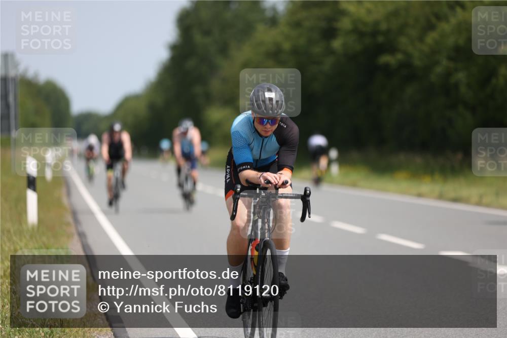 22.06.2025 - Viking Triathlon Yannick Fuchs http://msf.ph/oto/8119120 22.06.2025 11:44:10 Radfahren 121, 143, 144, 471, 543 meine-sportfotos.de