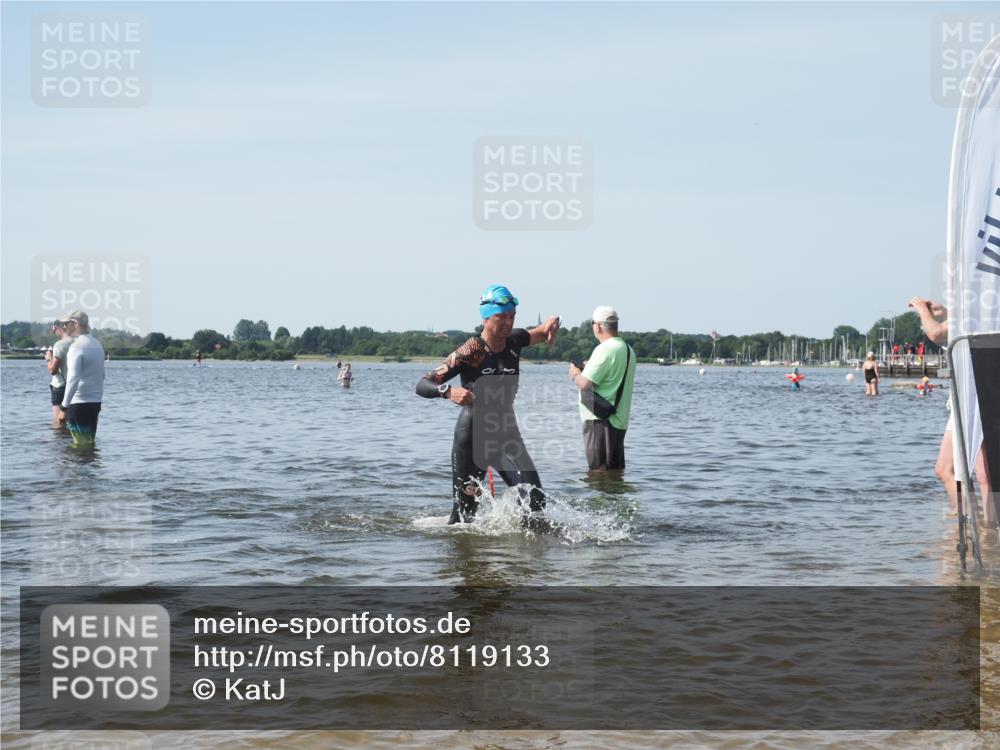 22.06.2025 - Viking Triathlon KatJ http://msf.ph/oto/8119133 22.06.2025 10:46:35 Schwimmen 60, 143, 206, 333, 479 meine-sportfotos.de