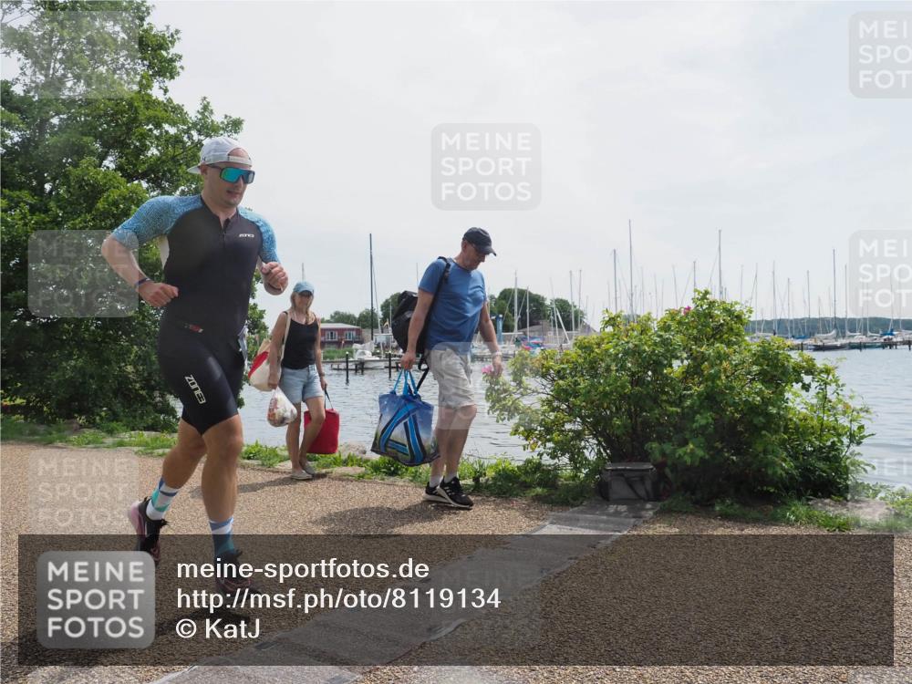 22.06.2025 - Viking Triathlon KatJ http://msf.ph/oto/8119134 22.06.2025 12:57:19 Laufen 458 meine-sportfotos.de