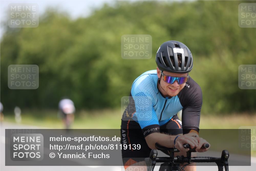 22.06.2025 - Viking Triathlon Yannick Fuchs http://msf.ph/oto/8119139 22.06.2025 11:44:11 Radfahren 121, 143, 144, 471, 543 meine-sportfotos.de