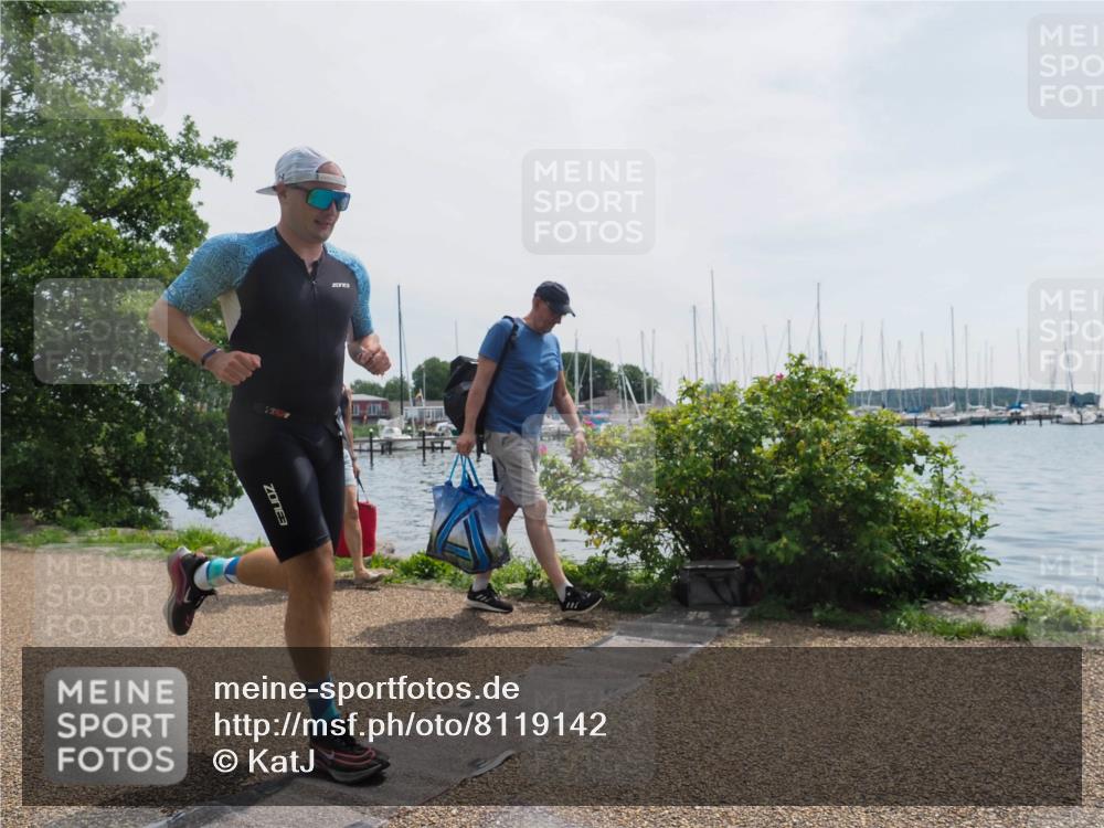 22.06.2025 - Viking Triathlon KatJ http://msf.ph/oto/8119142 22.06.2025 12:57:19 Laufen 458 meine-sportfotos.de