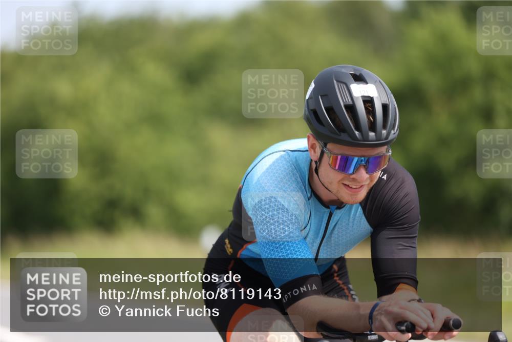 22.06.2025 - Viking Triathlon Yannick Fuchs http://msf.ph/oto/8119143 22.06.2025 11:44:11 Radfahren 121, 143, 144, 471, 543 meine-sportfotos.de