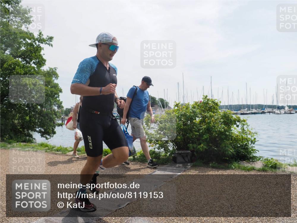 22.06.2025 - Viking Triathlon KatJ http://msf.ph/oto/8119153 22.06.2025 12:57:19 Laufen 458 meine-sportfotos.de