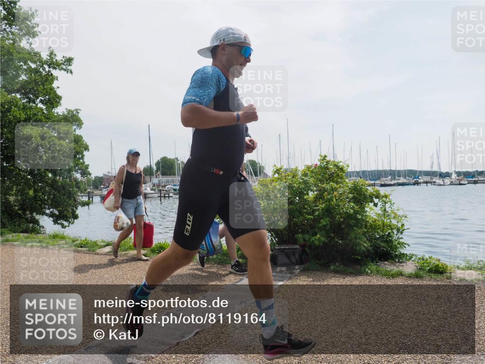 22.06.2025 - Viking Triathlon KatJ http://msf.ph/oto/8119164 22.06.2025 12:57:20 Laufen 458 meine-sportfotos.de