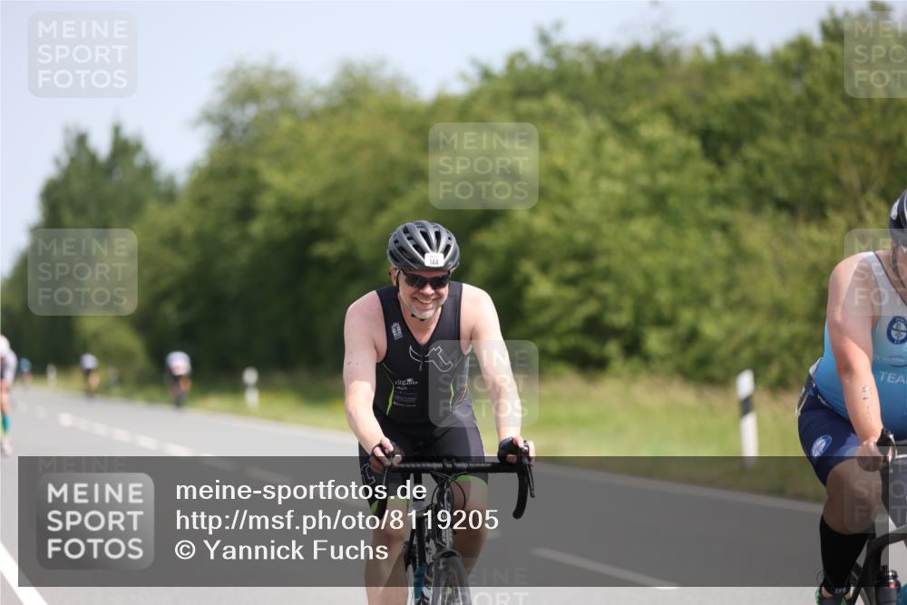 22.06.2025 - Viking Triathlon Yannick Fuchs http://msf.ph/oto/8119205 22.06.2025 11:44:15 Radfahren 121, 144, 471, 543 meine-sportfotos.de