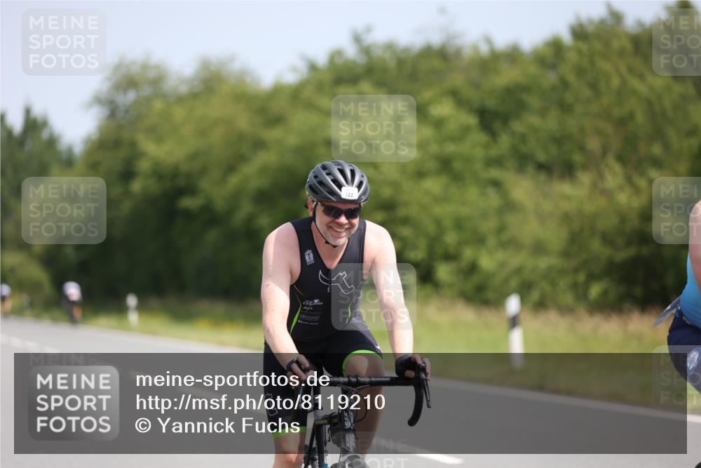 22.06.2025 - Viking Triathlon Yannick Fuchs http://msf.ph/oto/8119210 22.06.2025 11:44:15 Radfahren 121, 144, 471, 543 meine-sportfotos.de