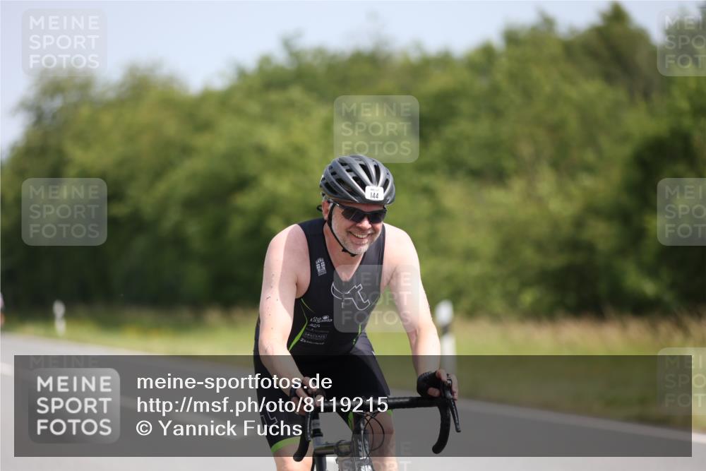 22.06.2025 - Viking Triathlon Yannick Fuchs http://msf.ph/oto/8119215 22.06.2025 11:44:15 Radfahren 121, 144, 471, 543 meine-sportfotos.de