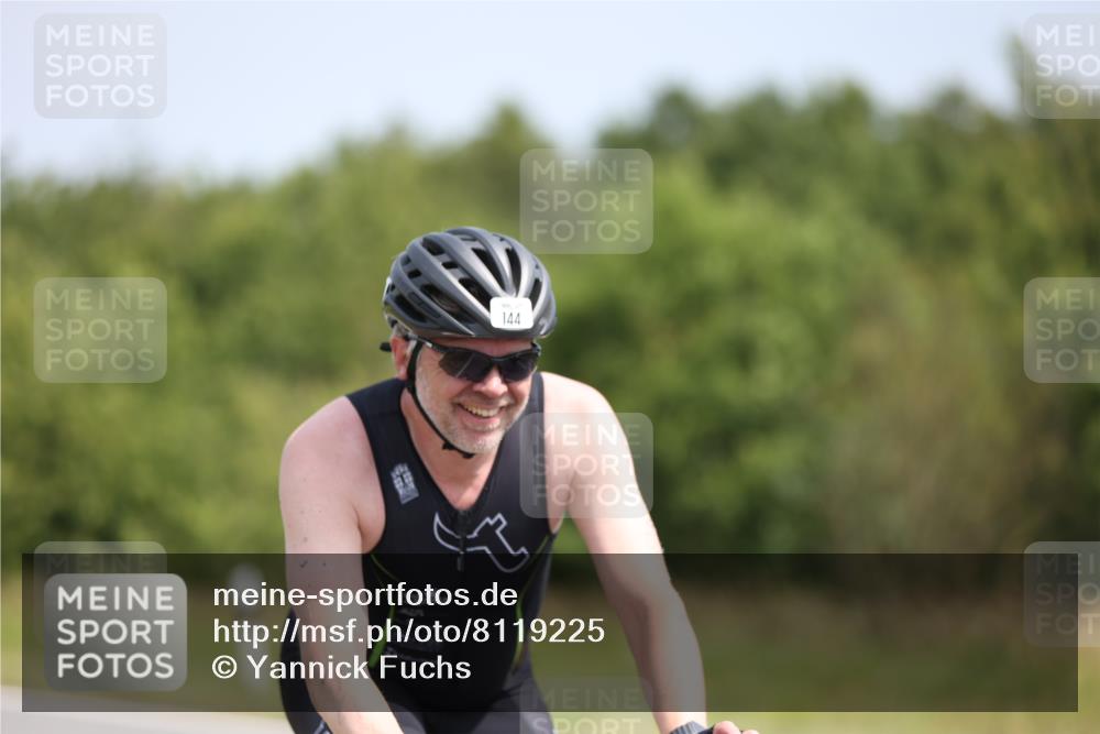 22.06.2025 - Viking Triathlon Yannick Fuchs http://msf.ph/oto/8119225 22.06.2025 11:44:16 Radfahren 144, 471, 543 meine-sportfotos.de