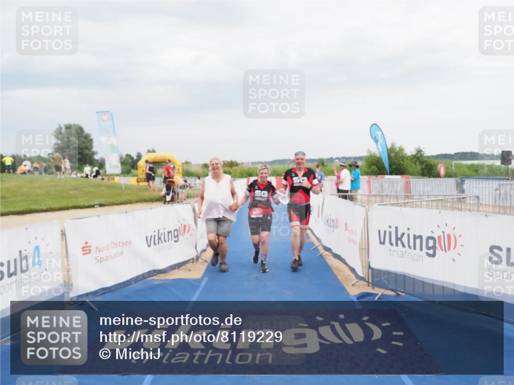 22.06.2025 - Viking Triathlon MichiJ http://msf.ph/oto/8119229 22.06.2025 16:59:30 Ziel 640 meine-sportfotos.de