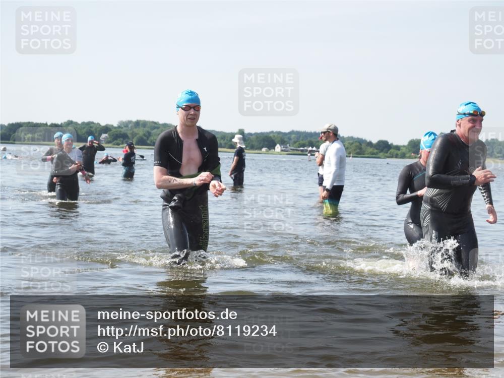 22.06.2025 - Viking Triathlon KatJ http://msf.ph/oto/8119234 22.06.2025 10:46:42 Schwimmen 143, 206, 333, 479, 498, 515 meine-sportfotos.de