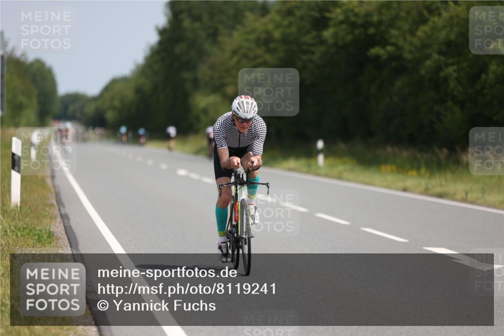 22.06.2025 - Viking Triathlon Yannick Fuchs http://msf.ph/oto/8119241 22.06.2025 11:44:17 Radfahren 144, 471, 543 meine-sportfotos.de