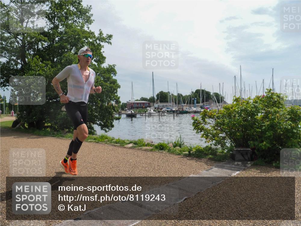 22.06.2025 - Viking Triathlon KatJ http://msf.ph/oto/8119243 22.06.2025 12:57:37 Laufen 381 meine-sportfotos.de