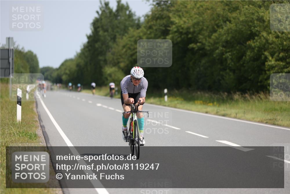 22.06.2025 - Viking Triathlon Yannick Fuchs http://msf.ph/oto/8119247 22.06.2025 11:44:17 Radfahren 144, 471, 543 meine-sportfotos.de