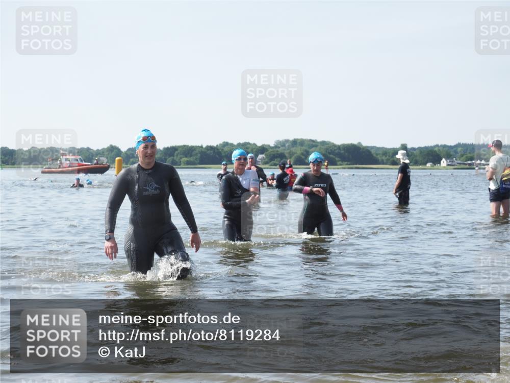 22.06.2025 - Viking Triathlon KatJ http://msf.ph/oto/8119284 22.06.2025 10:46:46 Schwimmen 143, 206, 333, 479, 498, 515 meine-sportfotos.de