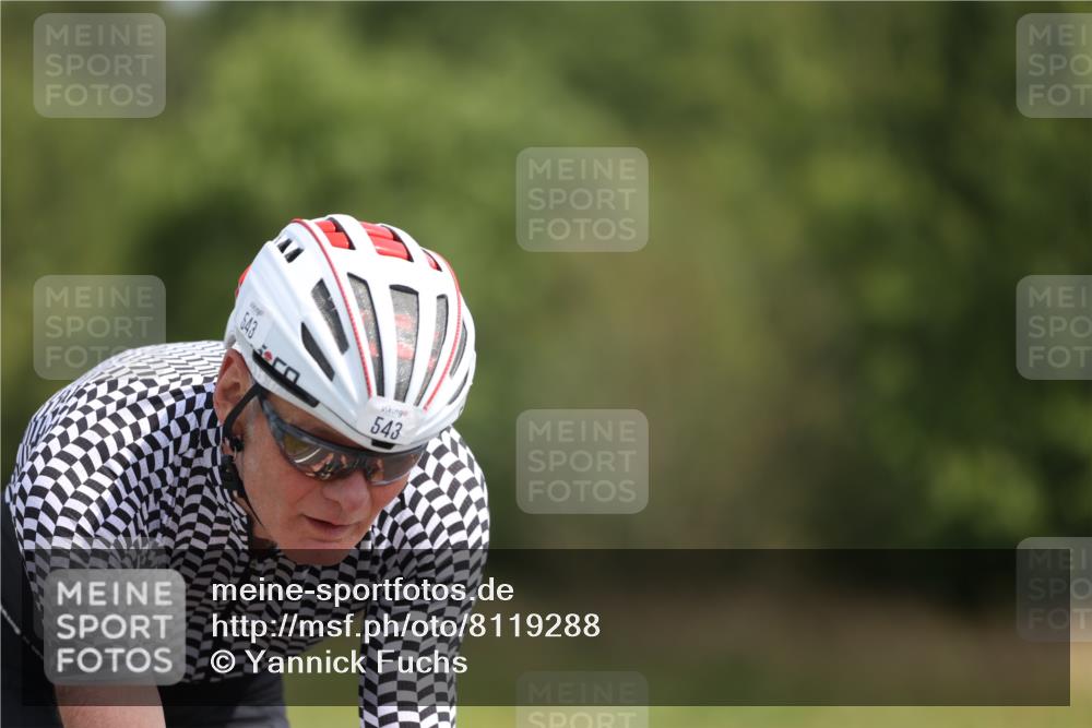 22.06.2025 - Viking Triathlon Yannick Fuchs http://msf.ph/oto/8119288 22.06.2025 11:44:19 Radfahren 144, 383, 471, 543 meine-sportfotos.de