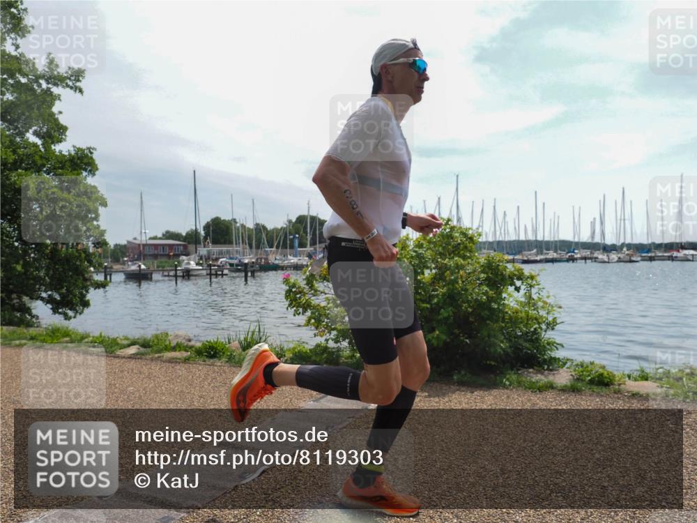 22.06.2025 - Viking Triathlon KatJ http://msf.ph/oto/8119303 22.06.2025 12:57:38 Laufen 381 meine-sportfotos.de