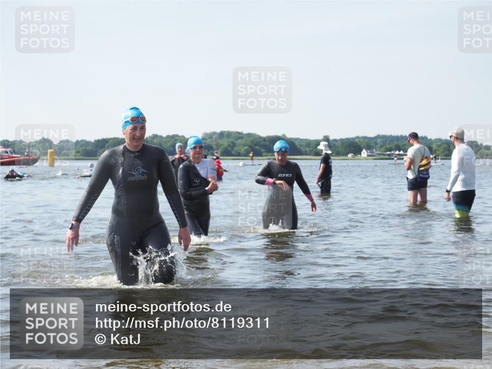 22.06.2025 - Viking Triathlon KatJ http://msf.ph/oto/8119311 22.06.2025 10:46:47 Schwimmen 143, 206, 333, 479, 498, 515 meine-sportfotos.de