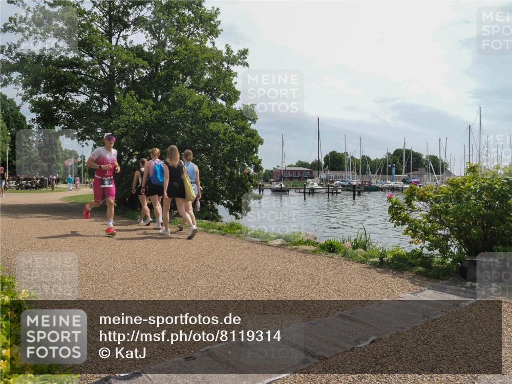 22.06.2025 - Viking Triathlon KatJ http://msf.ph/oto/8119314 22.06.2025 12:57:51 Laufen 287 meine-sportfotos.de