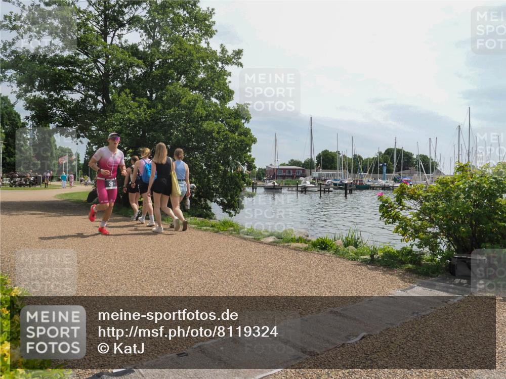 22.06.2025 - Viking Triathlon KatJ http://msf.ph/oto/8119324 22.06.2025 12:57:51 Laufen 287 meine-sportfotos.de