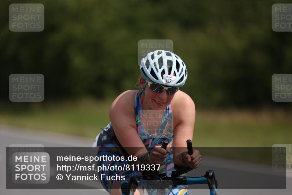 22.06.2025 - Viking Triathlon Yannick Fuchs http://msf.ph/oto/8119337 22.06.2025 11:44:31 Radfahren 24, 85, 114, 192, 228, 383, 552, 603 meine-sportfotos.de