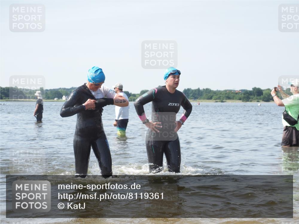 22.06.2025 - Viking Triathlon KatJ http://msf.ph/oto/8119361 22.06.2025 10:46:52 Schwimmen 36, 206, 378, 498, 515 meine-sportfotos.de