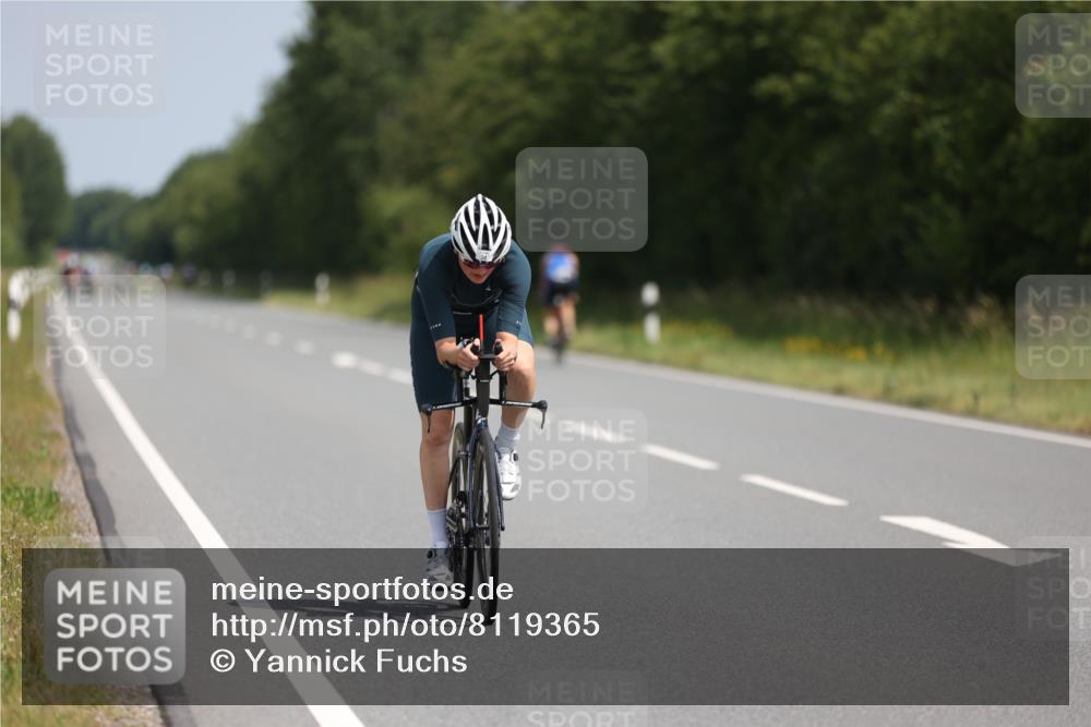 22.06.2025 - Viking Triathlon Yannick Fuchs http://msf.ph/oto/8119365 22.06.2025 11:44:38 Radfahren 24, 85, 114, 164, 204, 228, 313, 473, 540, 552, 603 meine-sportfotos.de