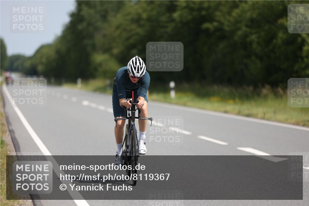 22.06.2025 - Viking Triathlon Yannick Fuchs http://msf.ph/oto/8119367 22.06.2025 11:44:38 Radfahren 24, 85, 114, 164, 204, 228, 313, 473, 540, 552, 603 meine-sportfotos.de