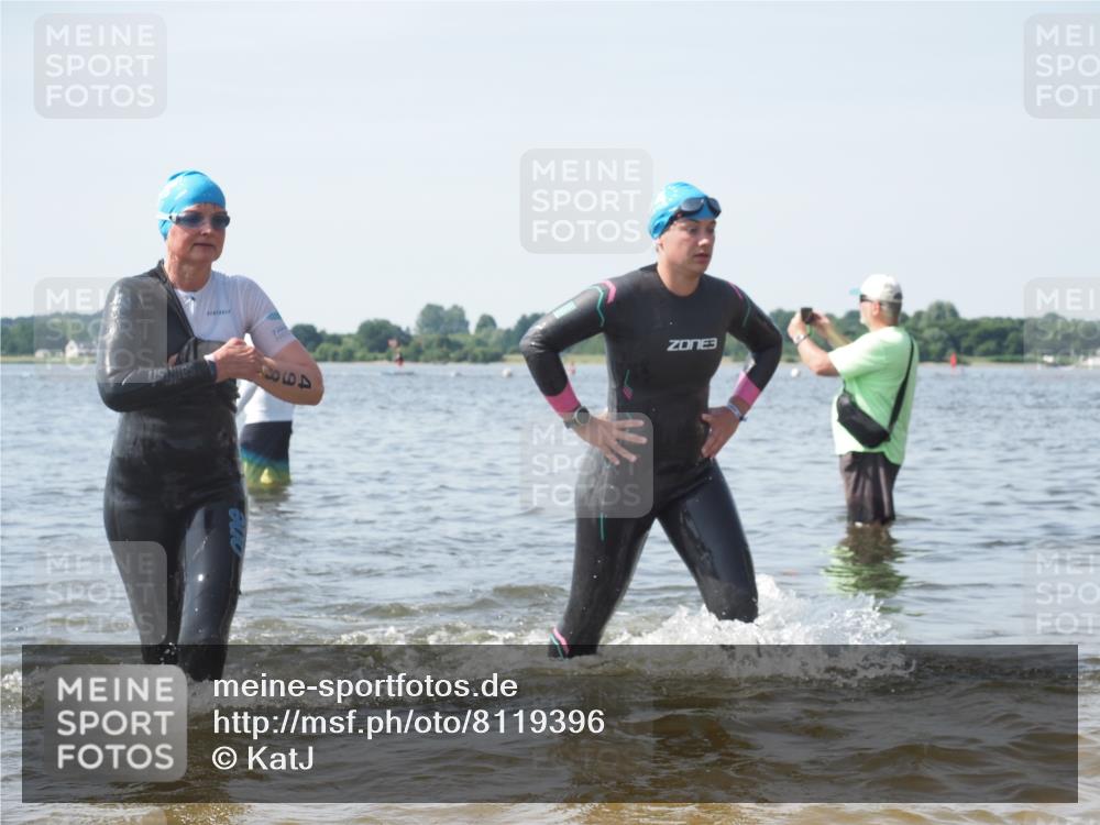 22.06.2025 - Viking Triathlon KatJ http://msf.ph/oto/8119396 22.06.2025 10:46:53 Schwimmen 36, 206, 378, 498, 515 meine-sportfotos.de