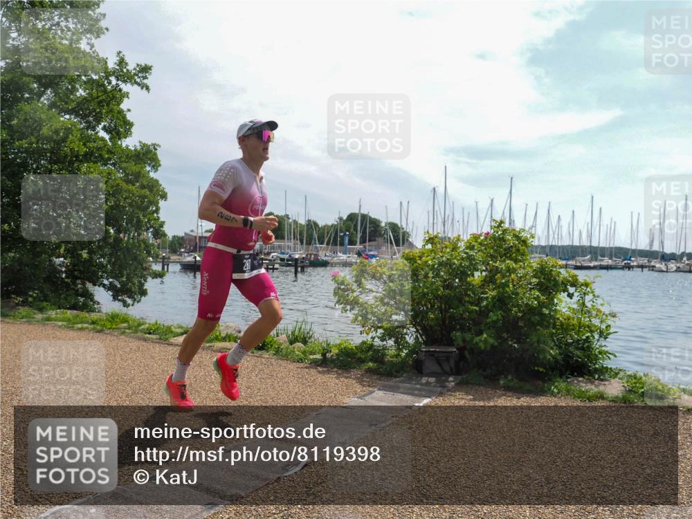 22.06.2025 - Viking Triathlon KatJ http://msf.ph/oto/8119398 22.06.2025 12:57:52 Laufen 287 meine-sportfotos.de