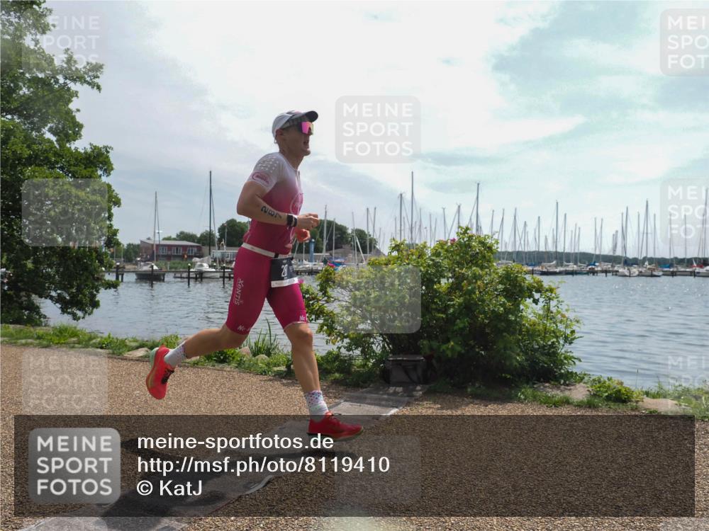 22.06.2025 - Viking Triathlon KatJ http://msf.ph/oto/8119410 22.06.2025 12:57:52 Laufen 287 meine-sportfotos.de