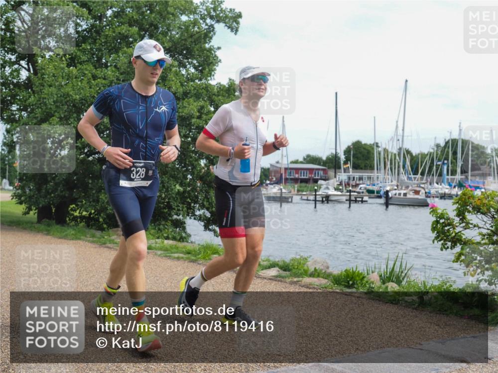 22.06.2025 - Viking Triathlon KatJ http://msf.ph/oto/8119416 22.06.2025 15:12:53 Laufen 318, 328 meine-sportfotos.de