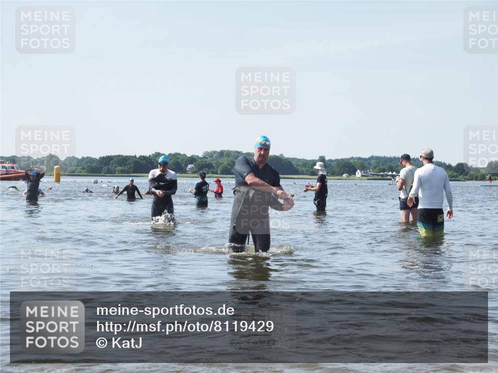 22.06.2025 - Viking Triathlon KatJ http://msf.ph/oto/8119429 22.06.2025 10:46:59 Schwimmen 36, 378, 498 meine-sportfotos.de