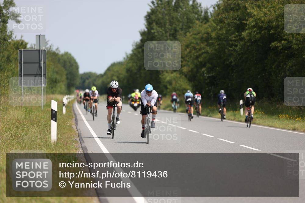 22.06.2025 - Viking Triathlon Yannick Fuchs http://msf.ph/oto/8119436 22.06.2025 11:44:57 Radfahren 29, 117, 169, 185, 273, 325, 451, 556, 618, 642 meine-sportfotos.de