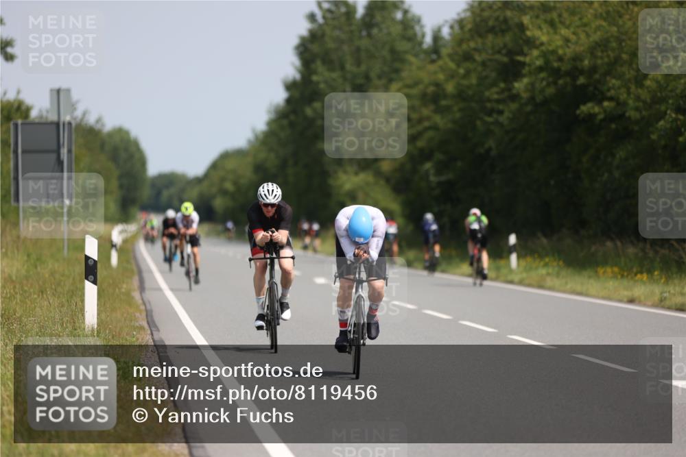 22.06.2025 - Viking Triathlon Yannick Fuchs http://msf.ph/oto/8119456 22.06.2025 11:44:58 Radfahren 29, 117, 169, 185, 273, 325, 449, 451, 556, 618, 642 meine-sportfotos.de