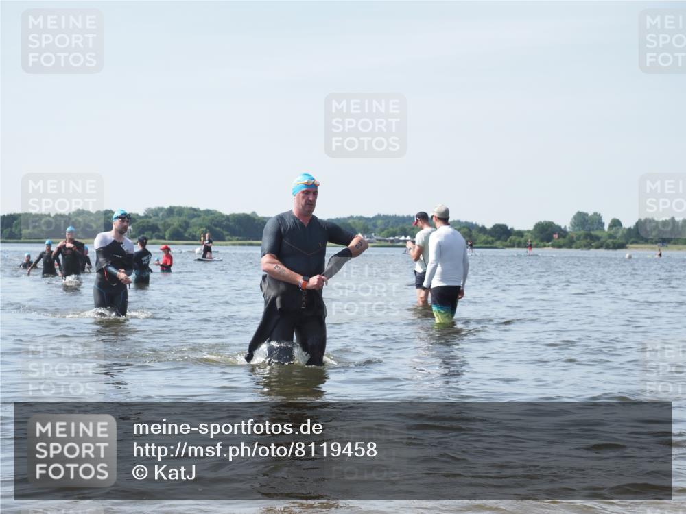 22.06.2025 - Viking Triathlon KatJ http://msf.ph/oto/8119458 22.06.2025 10:47:00 Schwimmen 36, 378 meine-sportfotos.de
