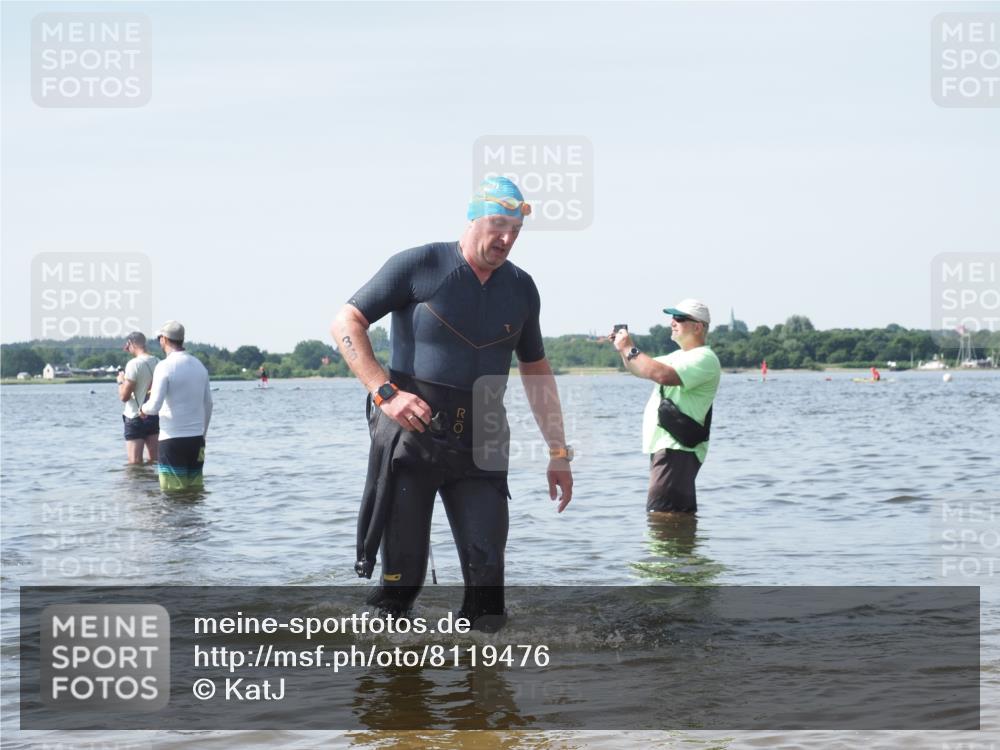 22.06.2025 - Viking Triathlon KatJ http://msf.ph/oto/8119476 22.06.2025 10:47:04 Schwimmen 36, 51, 378 meine-sportfotos.de