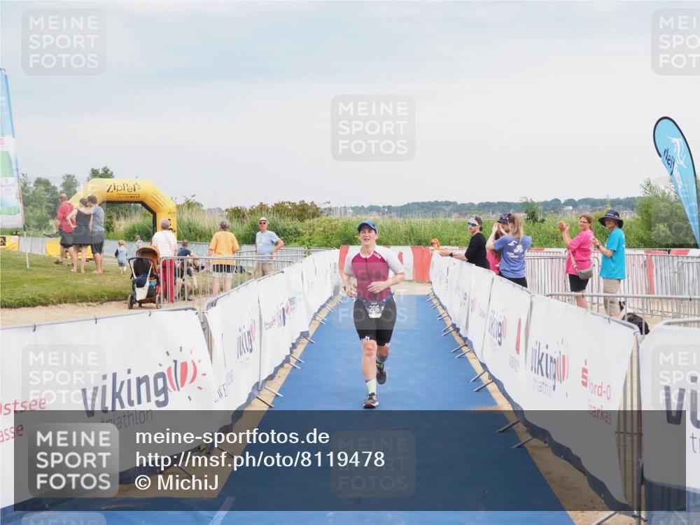 22.06.2025 - Viking Triathlon MichiJ http://msf.ph/oto/8119478 22.06.2025 17:00:48 Ziel 206 meine-sportfotos.de