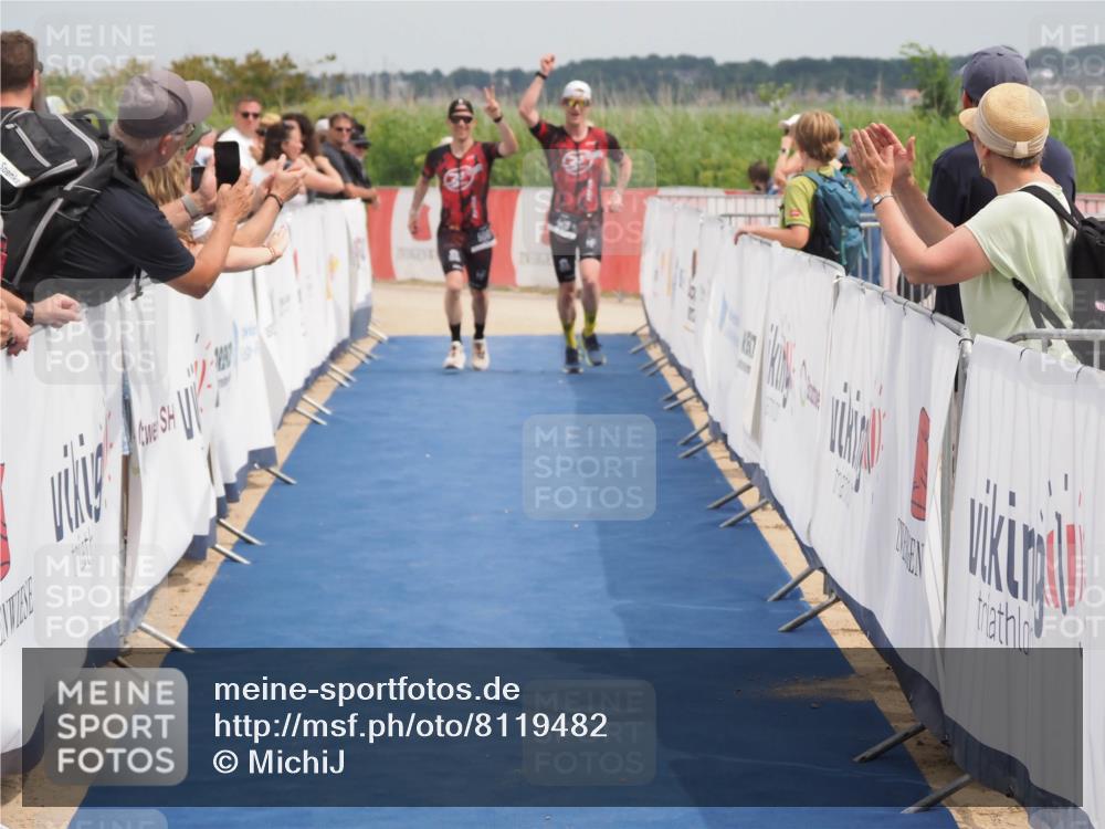 22.06.2025 - Viking Triathlon MichiJ http://msf.ph/oto/8119482 22.06.2025 15:09:38 Ziel 428, 506 meine-sportfotos.de