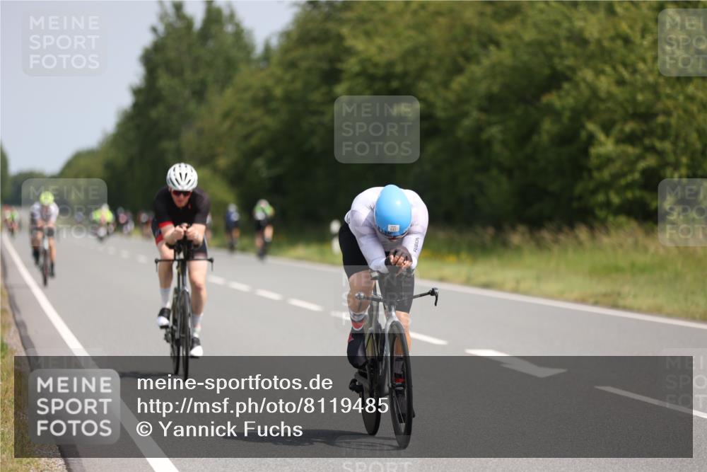22.06.2025 - Viking Triathlon Yannick Fuchs http://msf.ph/oto/8119485 22.06.2025 11:45:00 Radfahren 29, 117, 169, 185, 273, 325, 446, 449, 451, 556, 618, 642 meine-sportfotos.de
