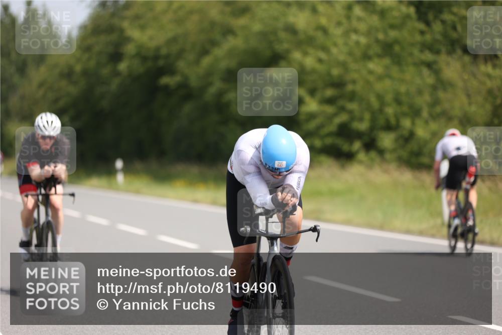 22.06.2025 - Viking Triathlon Yannick Fuchs http://msf.ph/oto/8119490 22.06.2025 11:45:00 Radfahren 29, 117, 169, 185, 273, 325, 446, 449, 451, 556, 618, 642 meine-sportfotos.de