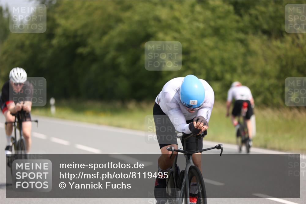 22.06.2025 - Viking Triathlon Yannick Fuchs http://msf.ph/oto/8119495 22.06.2025 11:45:00 Radfahren 29, 117, 169, 185, 273, 325, 446, 449, 451, 556, 618, 642 meine-sportfotos.de