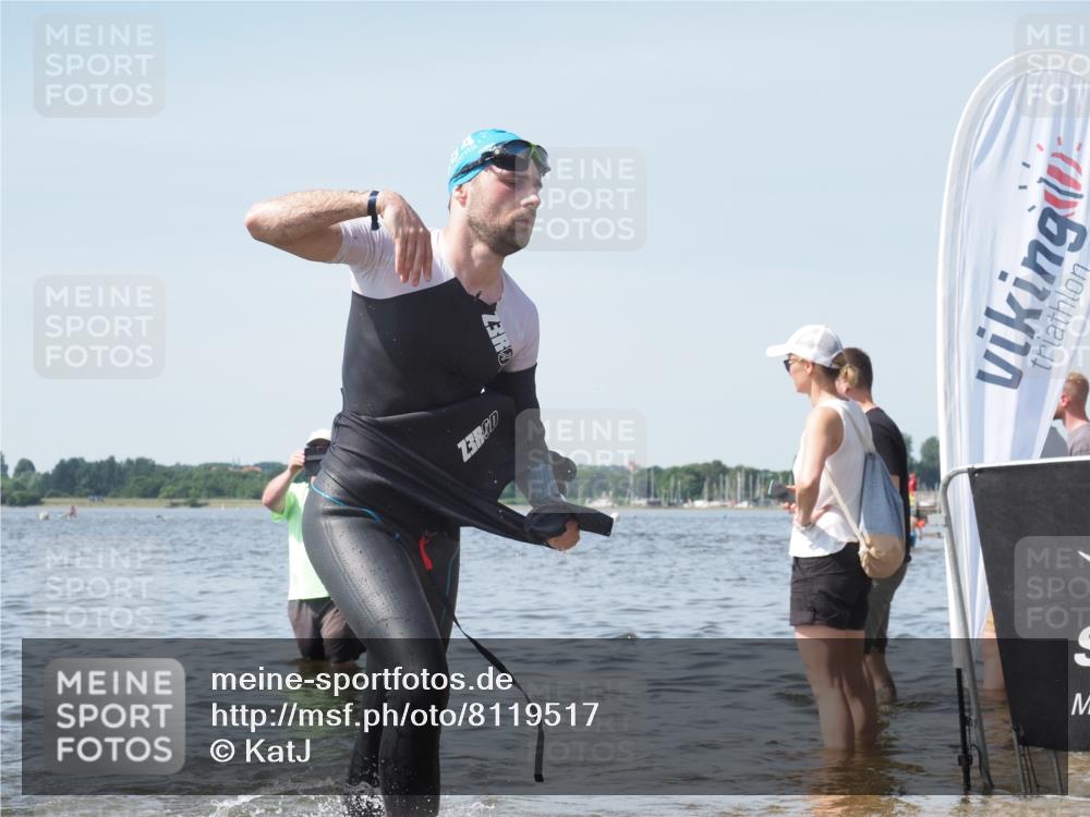 22.06.2025 - Viking Triathlon KatJ http://msf.ph/oto/8119517 22.06.2025 10:47:09 Schwimmen 36, 51, 74, 378, 421 meine-sportfotos.de