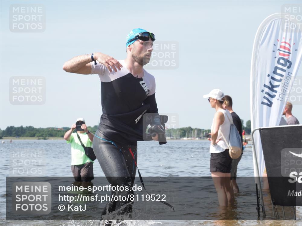 22.06.2025 - Viking Triathlon KatJ http://msf.ph/oto/8119522 22.06.2025 10:47:10 Schwimmen 51, 74, 76, 378, 421 meine-sportfotos.de