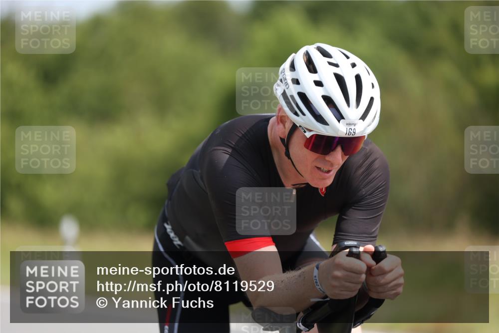 22.06.2025 - Viking Triathlon Yannick Fuchs http://msf.ph/oto/8119529 22.06.2025 11:45:02 Radfahren 29, 117, 169, 185, 273, 325, 446, 449, 451, 618, 642 meine-sportfotos.de