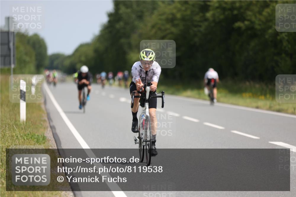 22.06.2025 - Viking Triathlon Yannick Fuchs http://msf.ph/oto/8119538 22.06.2025 11:45:03 Radfahren 29, 117, 169, 185, 273, 325, 446, 449, 451, 618, 642 meine-sportfotos.de